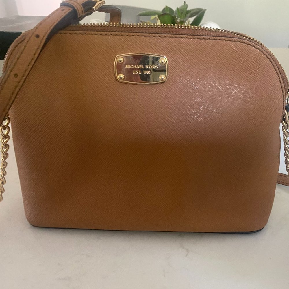 Michael Kors Tan small purse with matching wallet